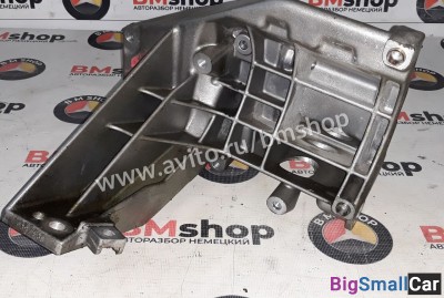 Кронштейн двигателя правый BMW e39 m62tu 4.4