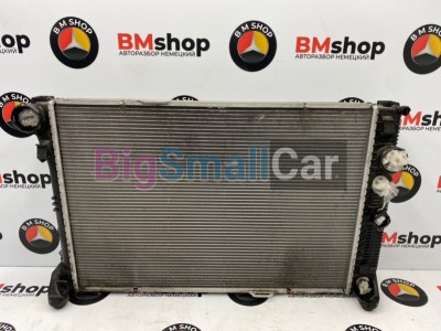 Радиатор ДВС Mercedes C350 2012 W204 276.957 A2045003603