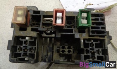Блок предохранителей подкапотный от Kia Sportage 1993-2006 - купить Саперке