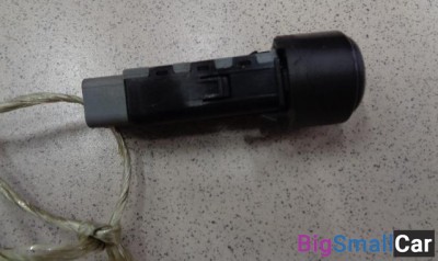 Кнопка обогрева сидений передняя правая от Ssang Yong Actyon 2005-2010 - купить Саперке