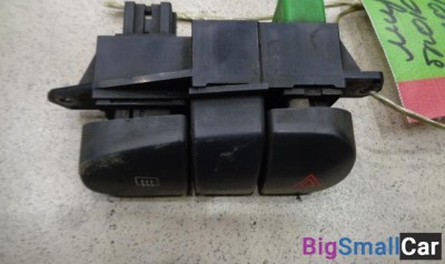 Блок кнопок от Mitsubishi Mirage 4 1991-1995 - купить Саперке
