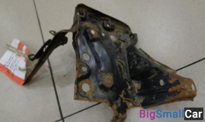 Корпус аккумулятора (крепление/подставка) от Toyota Yaris 2005-2011 - купить Саперке