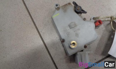 Активатор замка двери задней левой от Nissan Primera P11 1995-2002 - купить Саперке