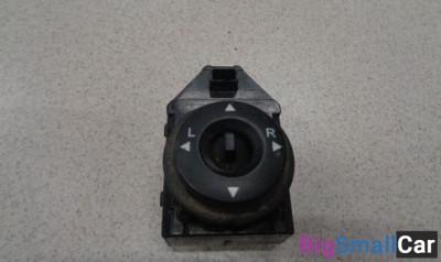 Кнопка регулировки зеркал от Kia Ceed 2006-2012 - купить Саперке