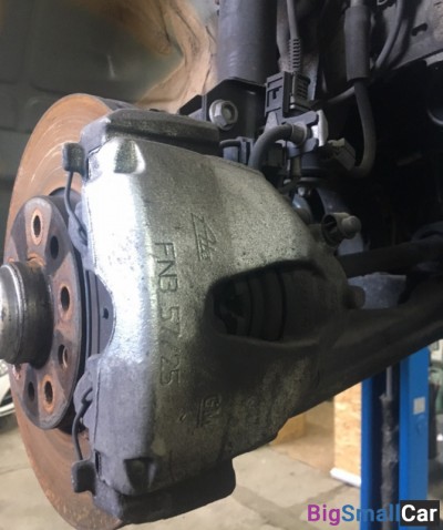 Суппорт тормозной Опель астра h правый