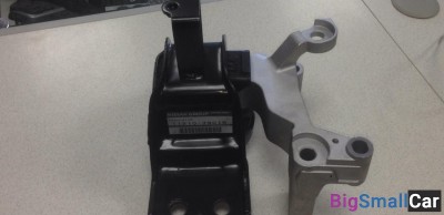 Опора двигателя правая Nissan x-trail t31 - купить Саперке