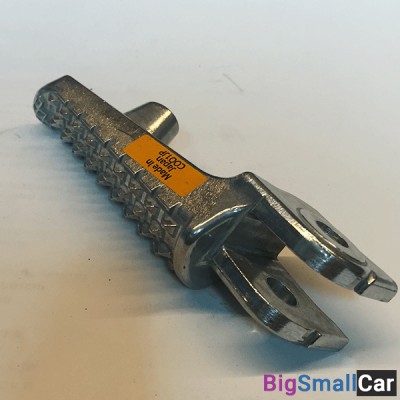 Подножки HONDA (правая) CBR1000RR 50660-MEL-000 - купить Саперке