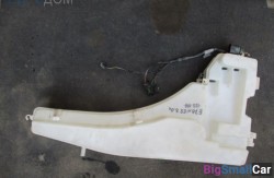 Бачок омывателя n52 3.0 (61 Общее э/оборудование автомобиля) 61677161477