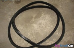 Уплотнитель двери задн. (51 Оснащение Кузов) 51767182287 - купить Саперке