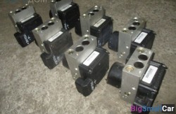Блок abs (34 Тормозные механизмы) 34516751767