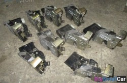 Замок двери задн. прав. (61 Общее э/оборудование автомобиля) 51228125672