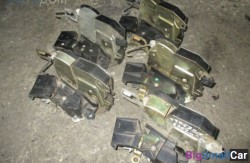 Замок двери перед. лев. (51 Оснащение Кузов) 51218122417 - купить Саперке