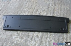 Пластик номерного знака перед. (51 Оснащение Кузов) 51117030592 - купить Саперке