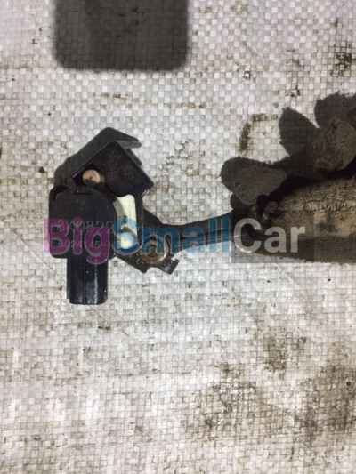 Датчик положения кузова Хонда цивик 4 Д - купить Саперке