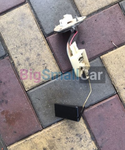 Датчик уровня топлива Mitsubishi Lancer 9